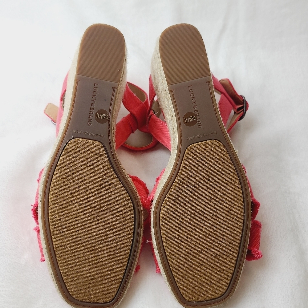 NWOT LUCKY BRAND margaline fabric open toe sandals - Picture 6 of 7